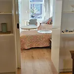 Appartement Center, Nearby Vondelpark
